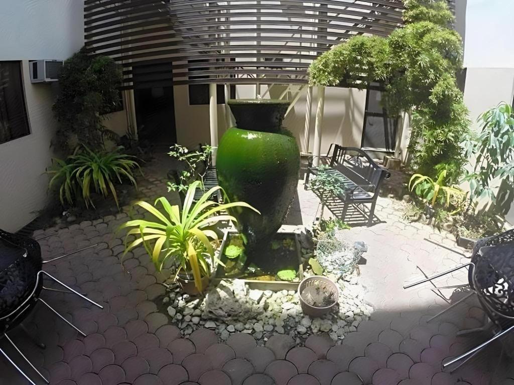 Rich Manor Pension House Cagayan de Oro Esterno foto