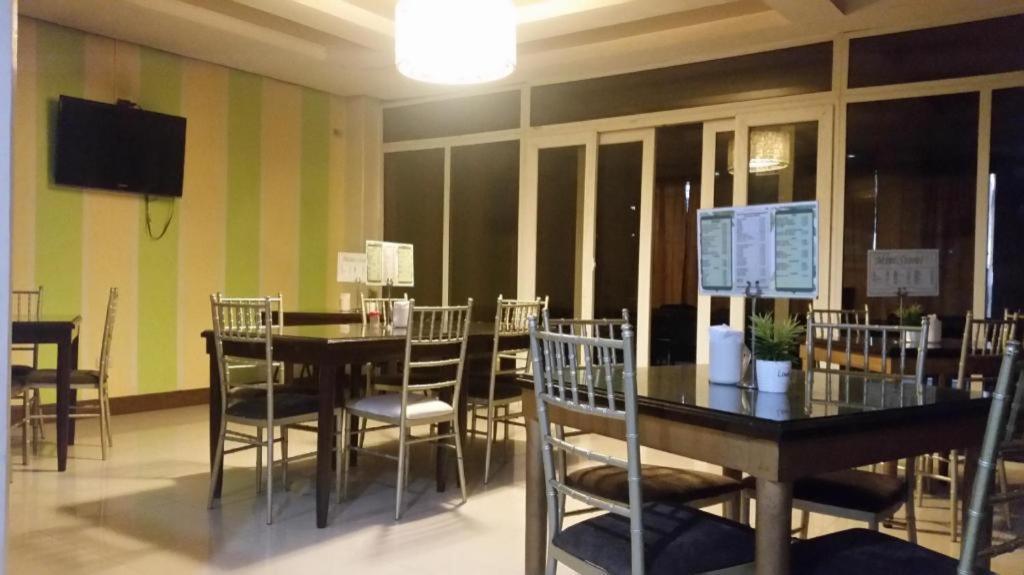 Rich Manor Pension House Cagayan de Oro Esterno foto