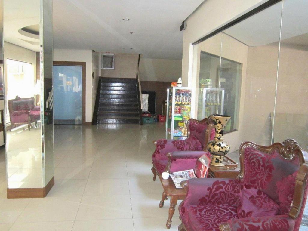 Rich Manor Pension House Cagayan de Oro Esterno foto