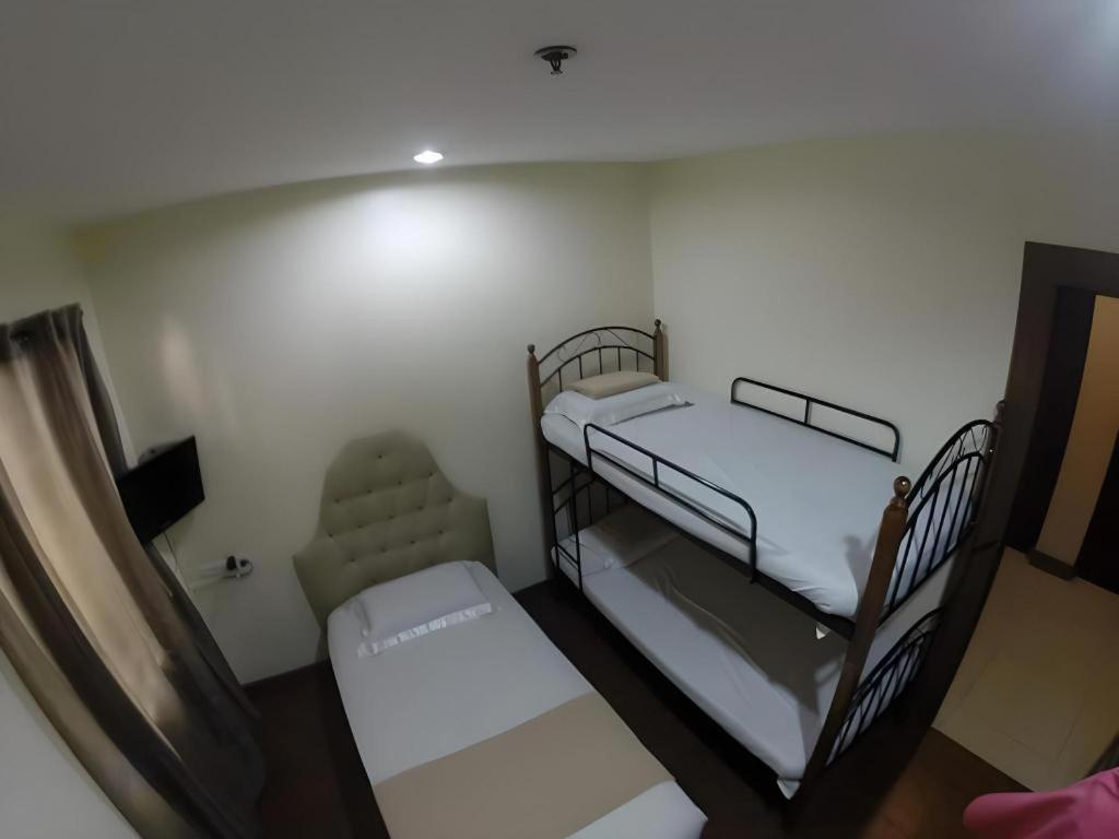 Rich Manor Pension House Cagayan de Oro Esterno foto
